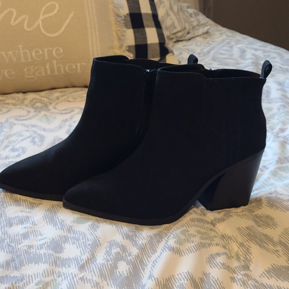 NEW Black Faux Suede Chelsea Heel Bootie, Torrid